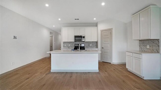 Foto del edificio - 29910 Gallatin River Ln