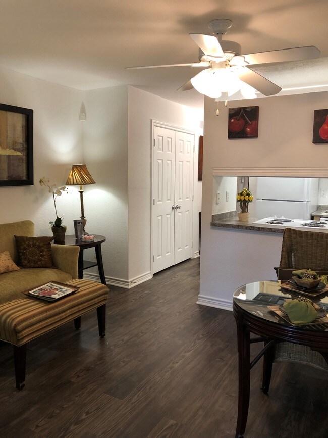 Greentree Apartments Apartments Metairie La Apartments Com