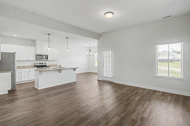 Building Photo - 364 Abode Ave