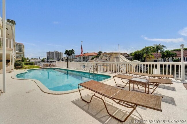 Foto del edificio - 2866 NE 30th St