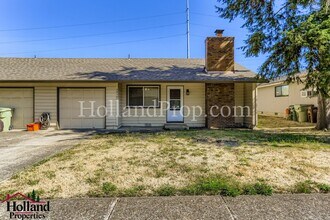 Building Photo - 20787-20789 NW Lapine Way