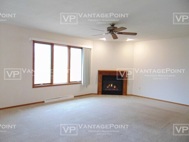 Foto del edificio - 2119 N Cloudview Dr