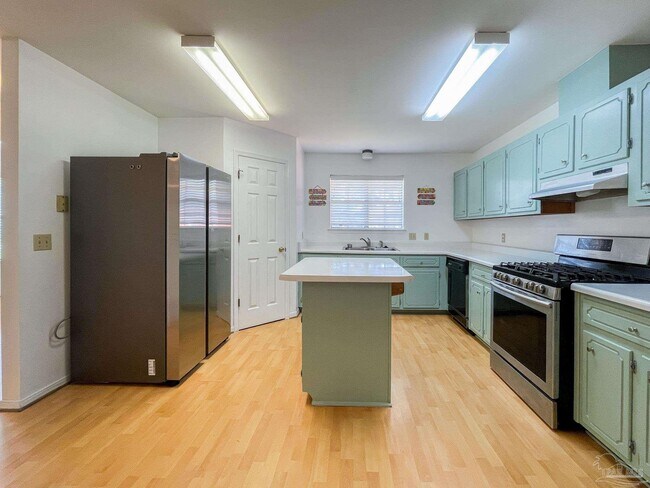 Building Photo - 9025 Caribbean Dr