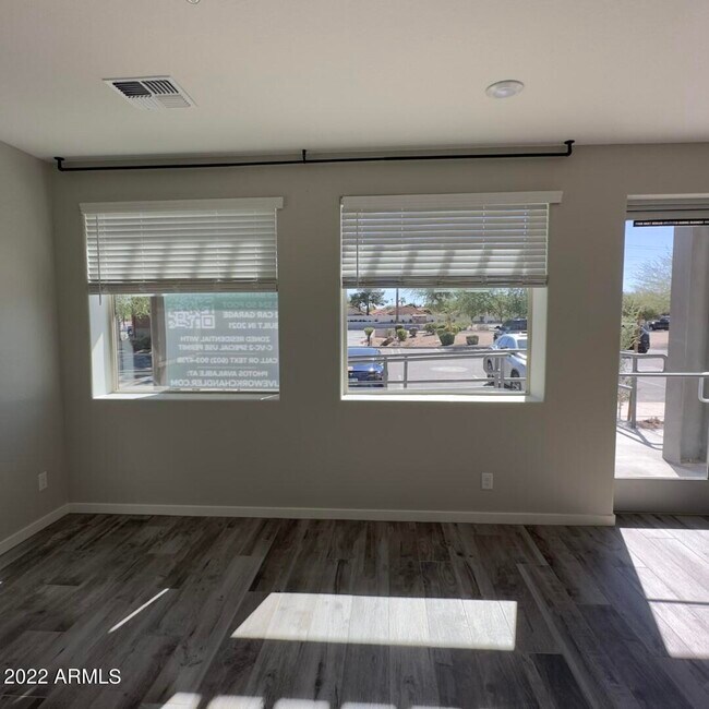 Foto del edificio - 300 N Gila Springs Blvd