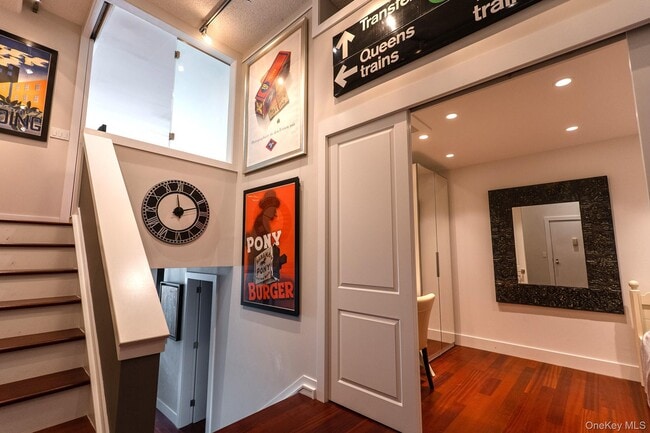 Building Photo - 1 Landmark Sq