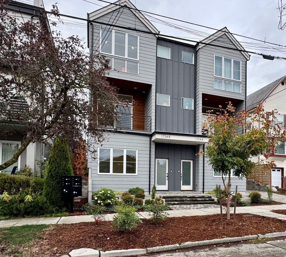Foto principal - Ballard Townhome