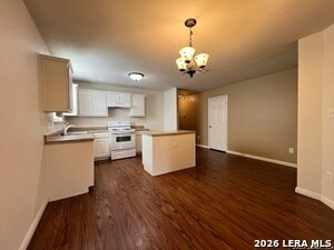 Foto del edificio - 5706 Hickory Canyon