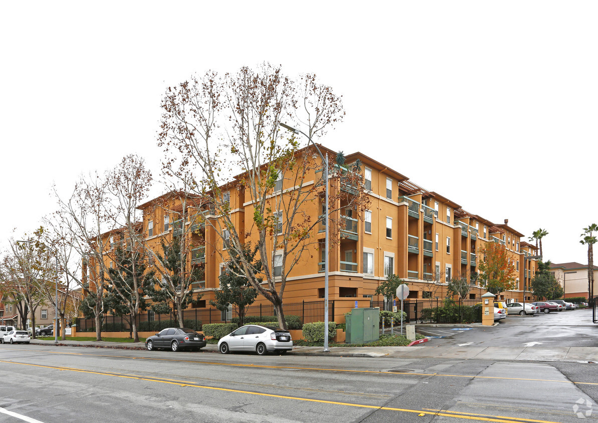 Building Photo - Parkview Senior Apartments