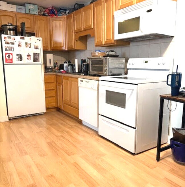 Foto del edificio - 1339 N Dearborn St