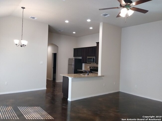 Foto del edificio - Like New Duplex in New Braunfels!!!