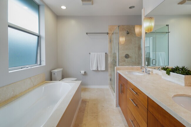 Foto del edificio - 12908 Bloomfield St