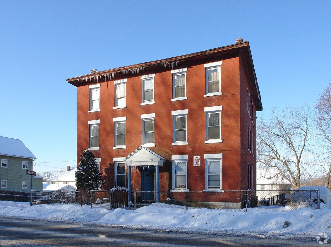 385389 Zion St, Hartford, CT 06106 Apartments in Hartford, CT