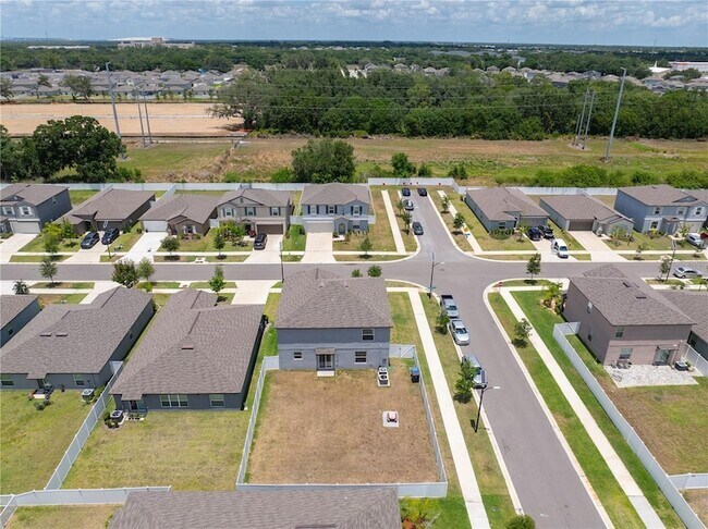 Building Photo - 10291 Shady Preserve Dr