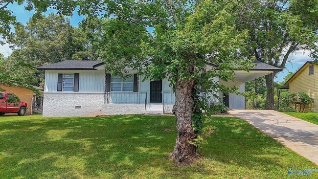 Foto del edificio - 629 Dawson Terrace NW