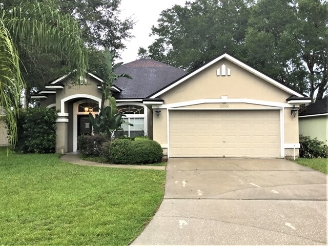 Primary Photo - 1041 Blackberry Ln
