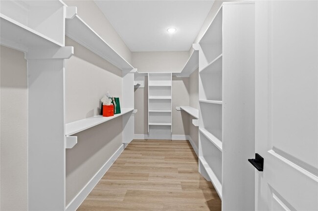 Building Photo - 2606 Piemonte Ave