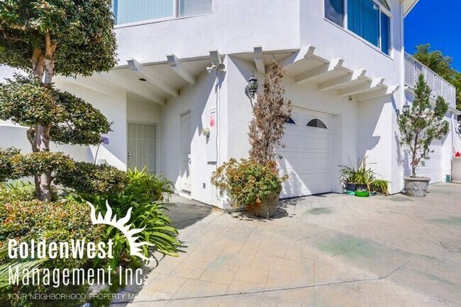 Building Photo - Beautiful 2Bdm 1Ba Attached Apartment with...