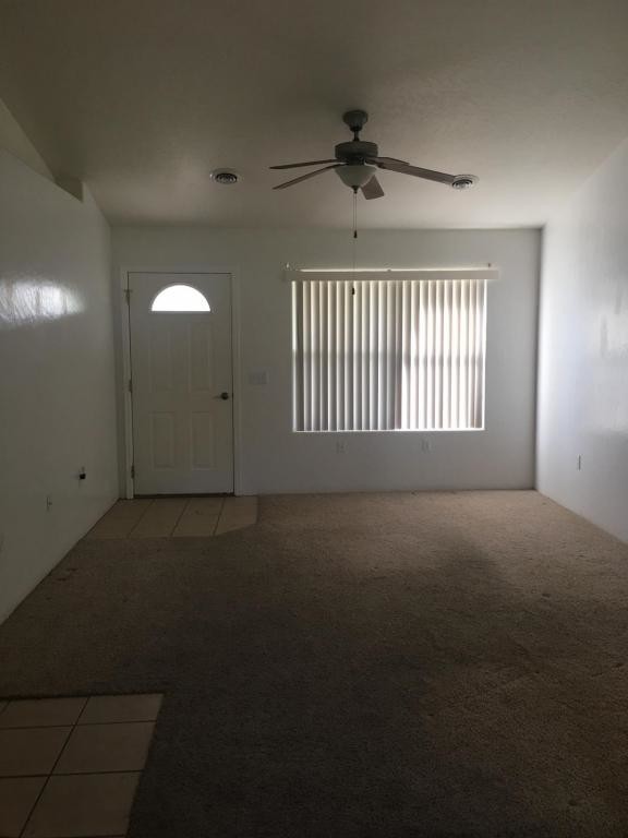 Foto del edificio - 1386 E 3rd Street