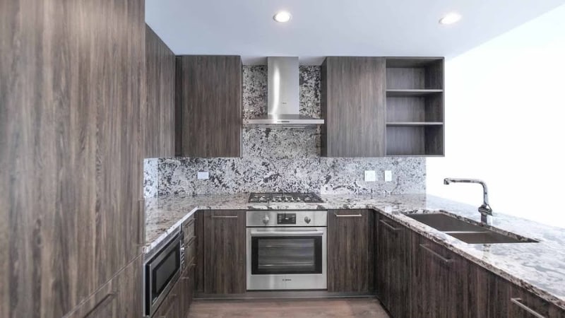 Photo - 749 N Hudson Ave (Chicago, IL)