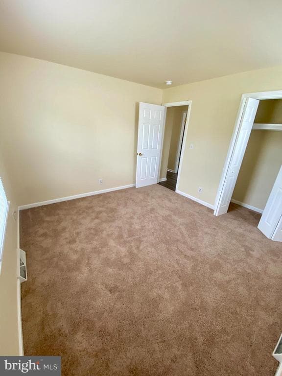 Foto del edificio - 6515 Old Plank Rd