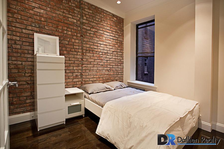 Foto principal - 54 E 3rd St