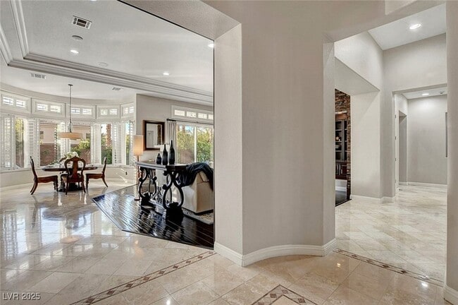 Building Photo - 1704 Choice Hills Dr