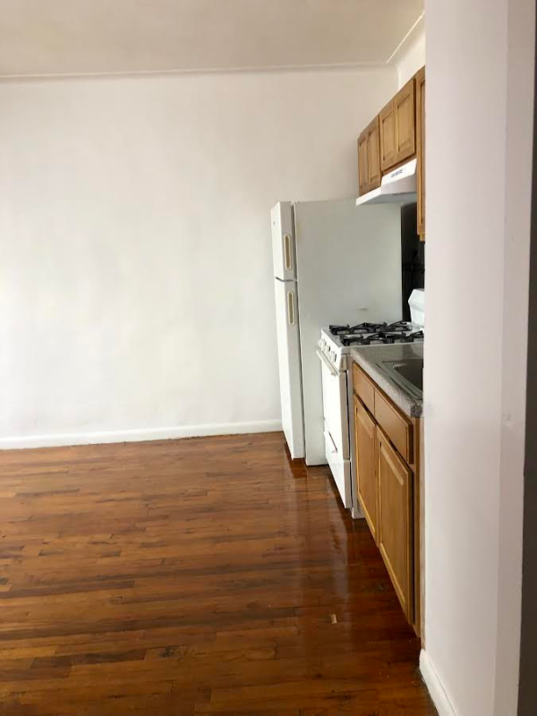 Building Photo - 1522 Beach Ave