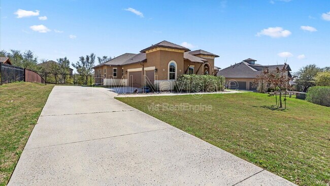 Foto del edificio - 12706 Bluff Spurs Trail