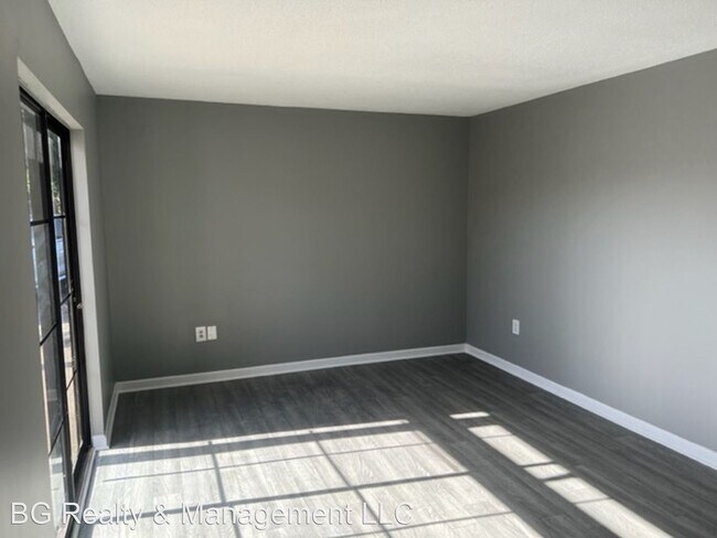 Foto del edificio - 2 br, 1.5 bath House - 1708 Fox Run Dr Apt 2