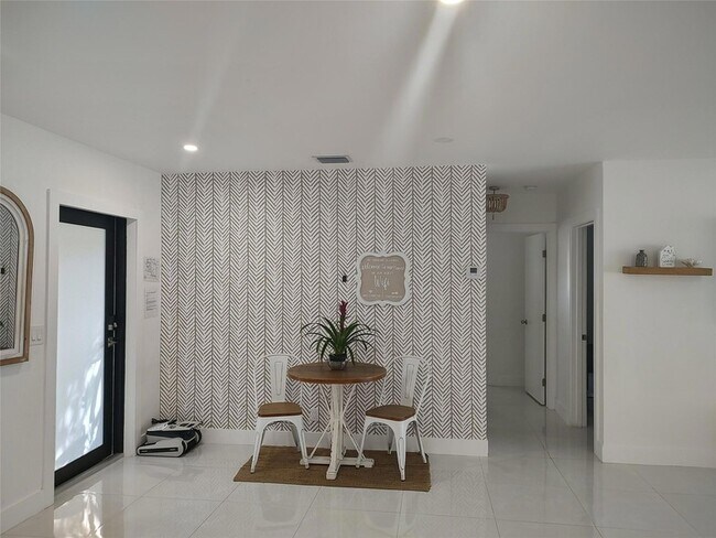 Foto del edificio - 720 SW 2nd Ave