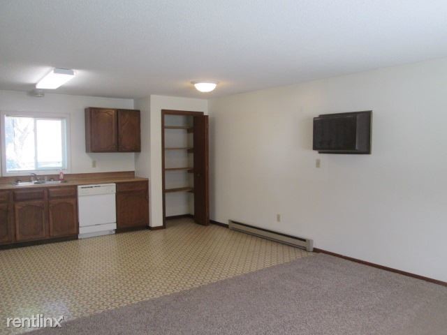 Building Photo - 2402 S 18th St