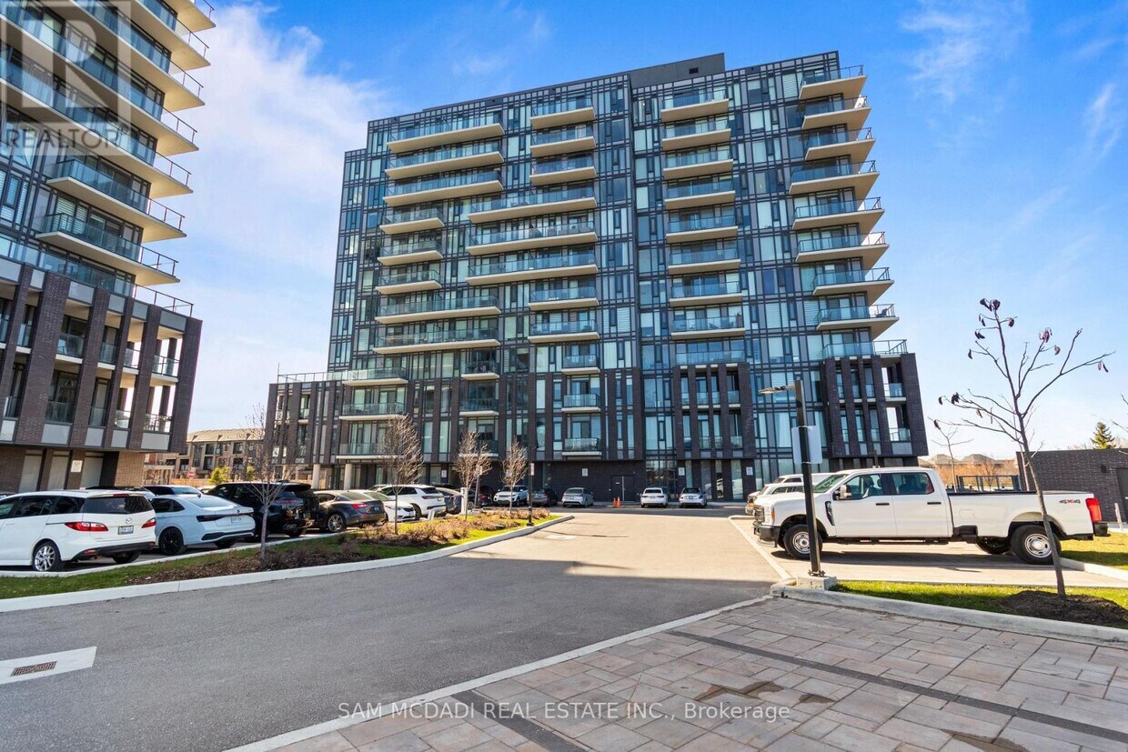 Photo du bâtiment - 225 Veterans Drive