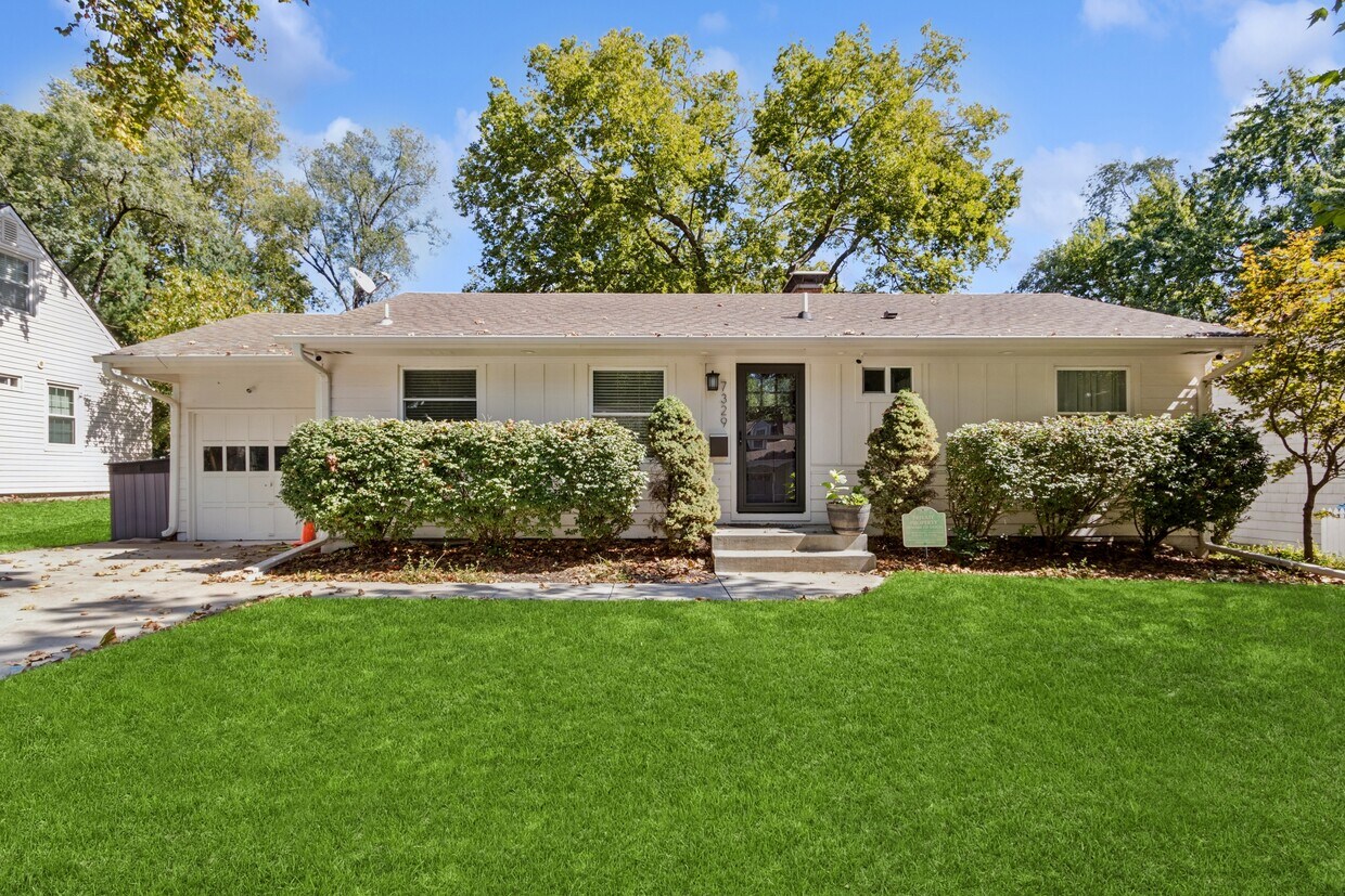 Foto principal - 7329 Ash St