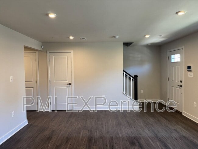 Foto del edificio - 5609 Greenpoint Ln