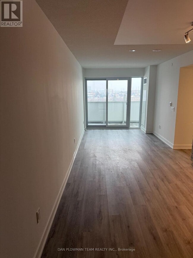 Building Photo - 1010 Sandy Beach Rd