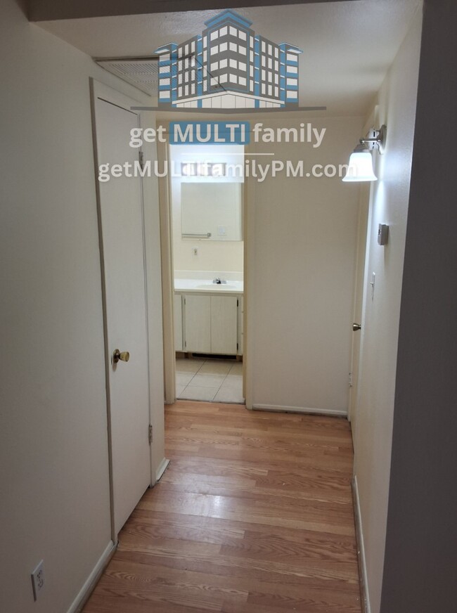 Foto del edificio - Bright & Cozy 1-Bedroom in Phoenix – Your ...