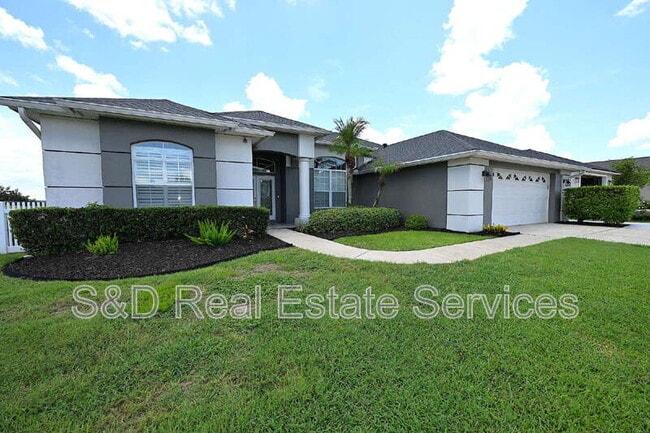 Foto del edificio - 2618 High Ridge Dr