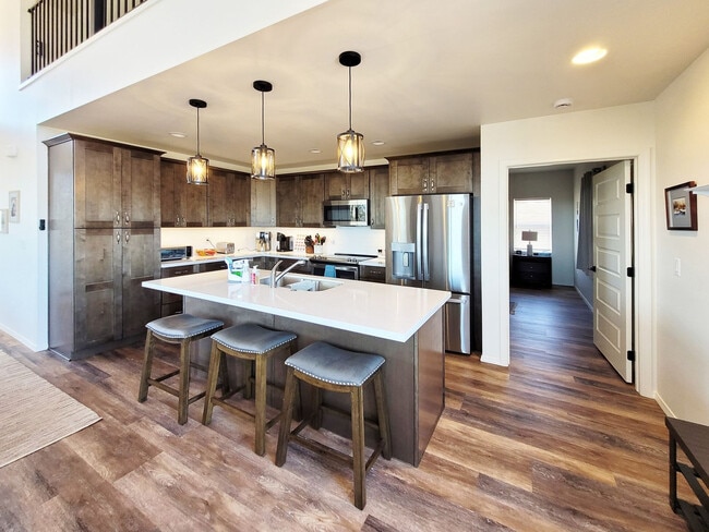 Building Photo - 6586 Sundial Cir