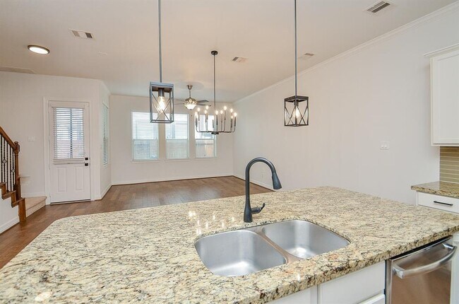 Foto del edificio - 1507 Peyton Oaks Pl