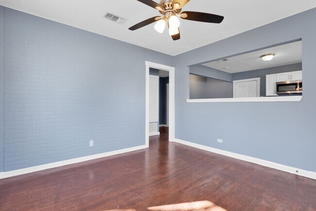 Foto del edificio - Cozy 3 Bed 2 Bath- Newly Renovated Home in Downtown San Antonio!