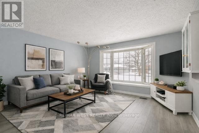 Photo du bâtiment - 29 Monterrey Dr