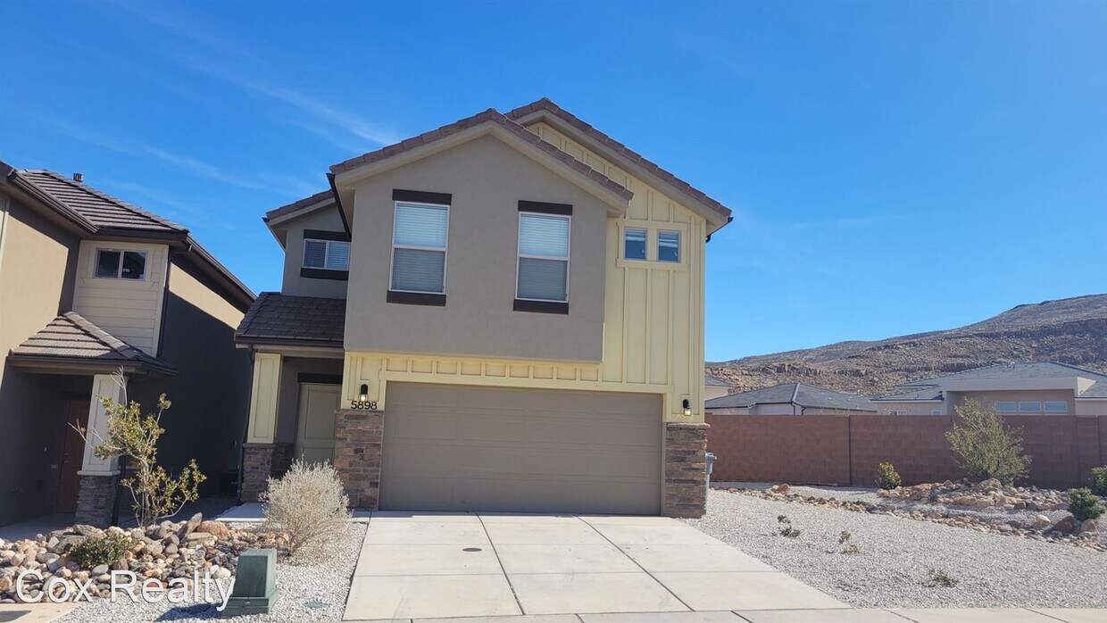 4 br, 2.5 bath House 5898 S Charger Loop House Rental in Saint