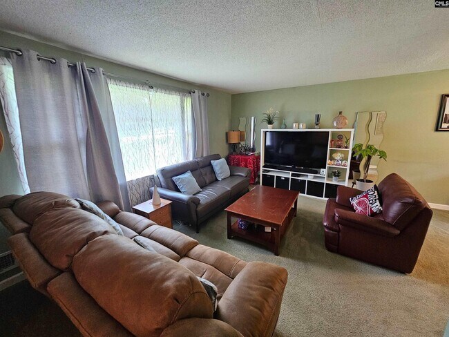Foto del edificio - 625 Challedon Dr