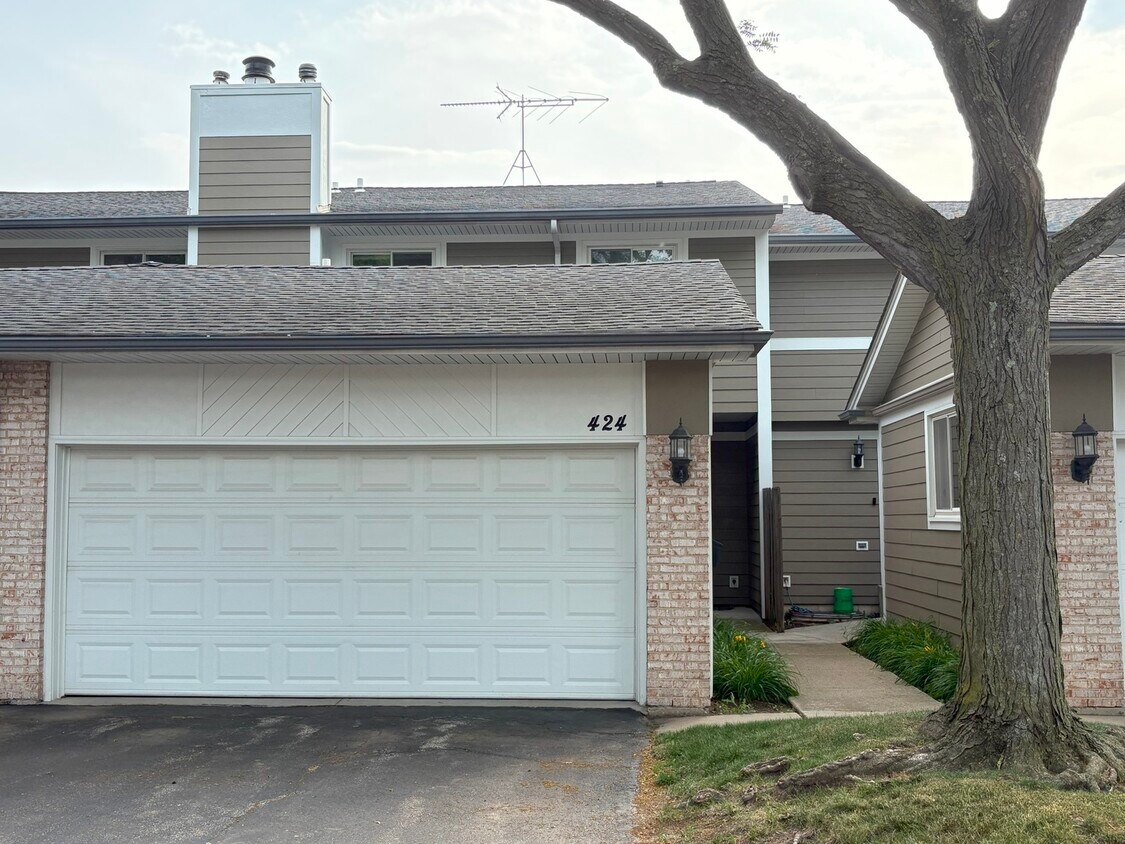 Foto principal - 424 Mallard Dr