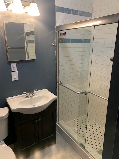 Foto del edificio - 1358 N Springfield Ave