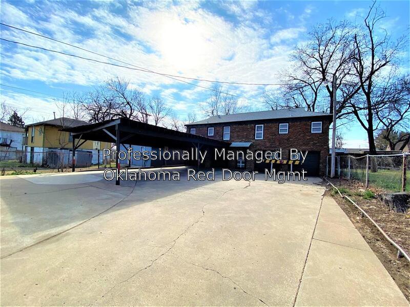 Primary Photo - 316 SW 27th St