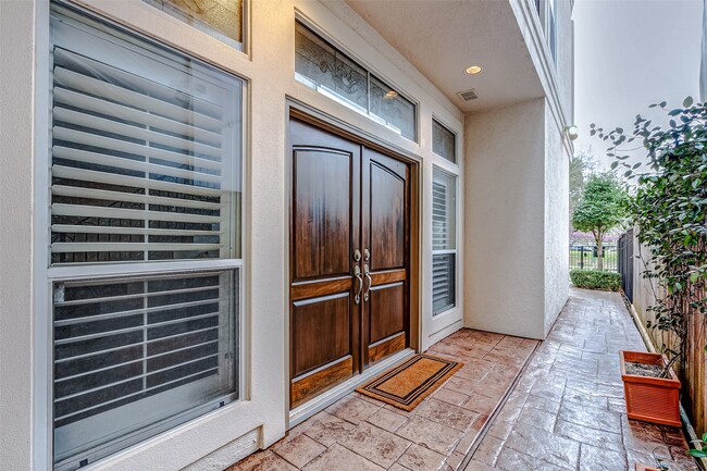 Foto del edificio - 6315 Rodrigo St