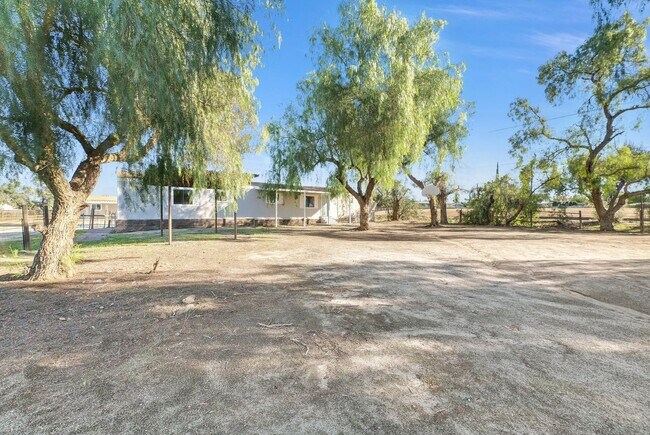 Foto del edificio - 22450 Norris Ln