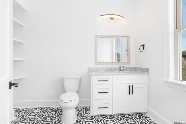 Foto del edificio - 18171 Vis-A-Vis Ave