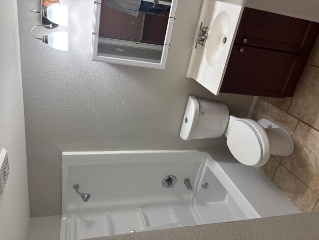 Foto del edificio - 168 S 54th St